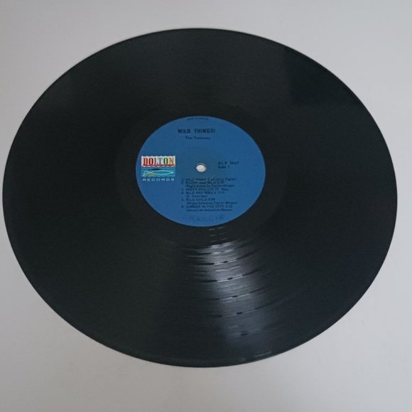 Vintage The Ventures Wild Things! vinyl LP record, 1966 first pressing, original - Picture 7 of 10